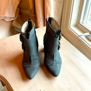 Free bird by Steven, Joey